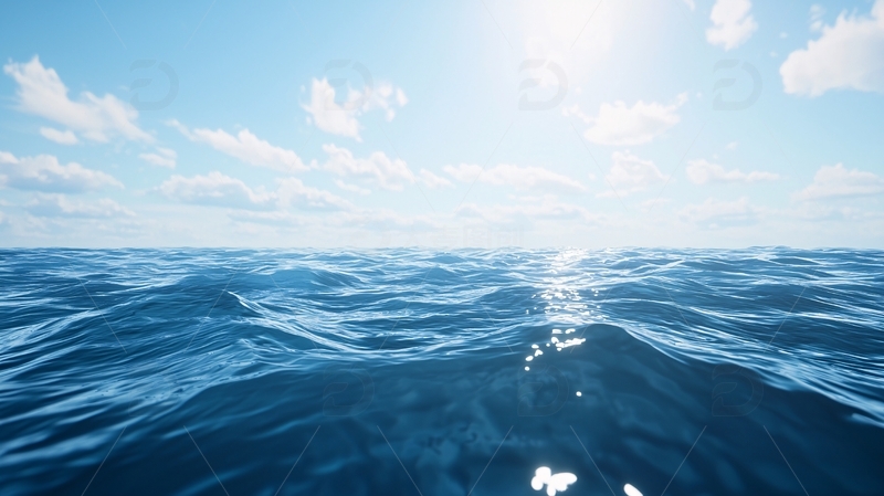 晴朗天空下的蓝色海洋
