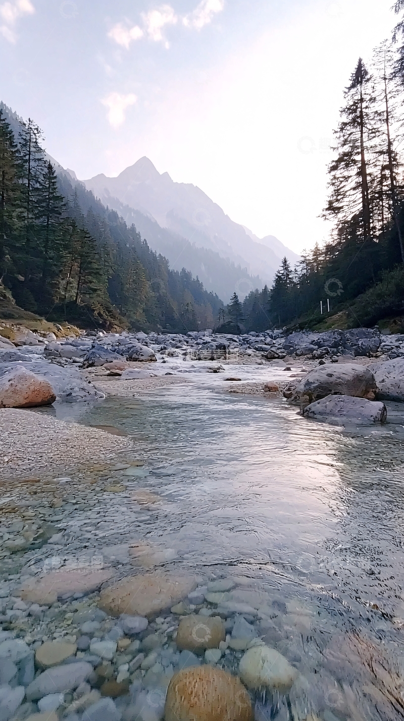 高清大图下载【趣麦麦图】清澈溪流山谷美景