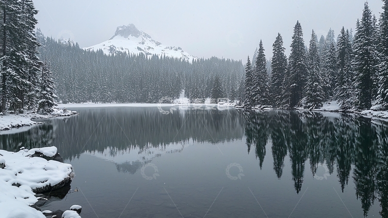高清大图下载【趣麦麦图】雪山湖泊冬季景色