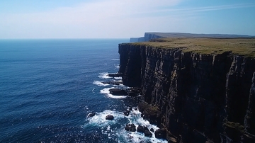 海边悬崖峭壁