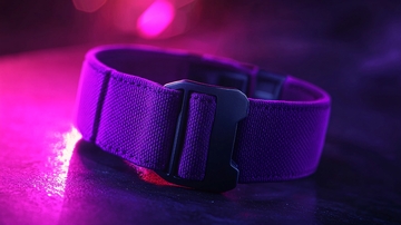 紫色魔术贴腕带