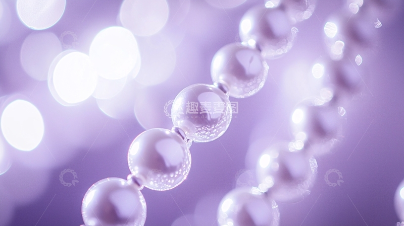 高清大图下载【趣麦麦图】紫色背景珍珠项链特写