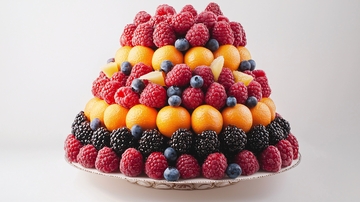 色彩缤纷的水果塔