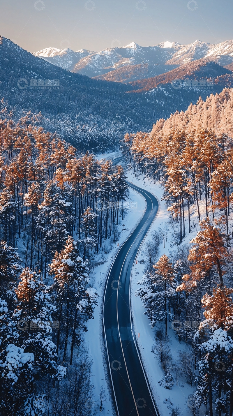 高清大图下载【趣麦麦图】雪山公路风景如画