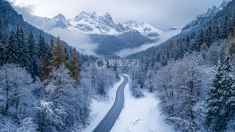 高清大图下载【趣麦麦图】雪山下的公路