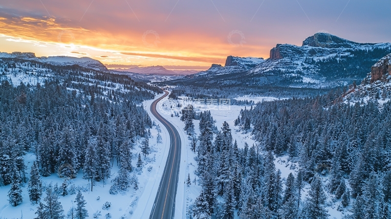 高清大图下载【趣麦麦图】雪山公路日落景色