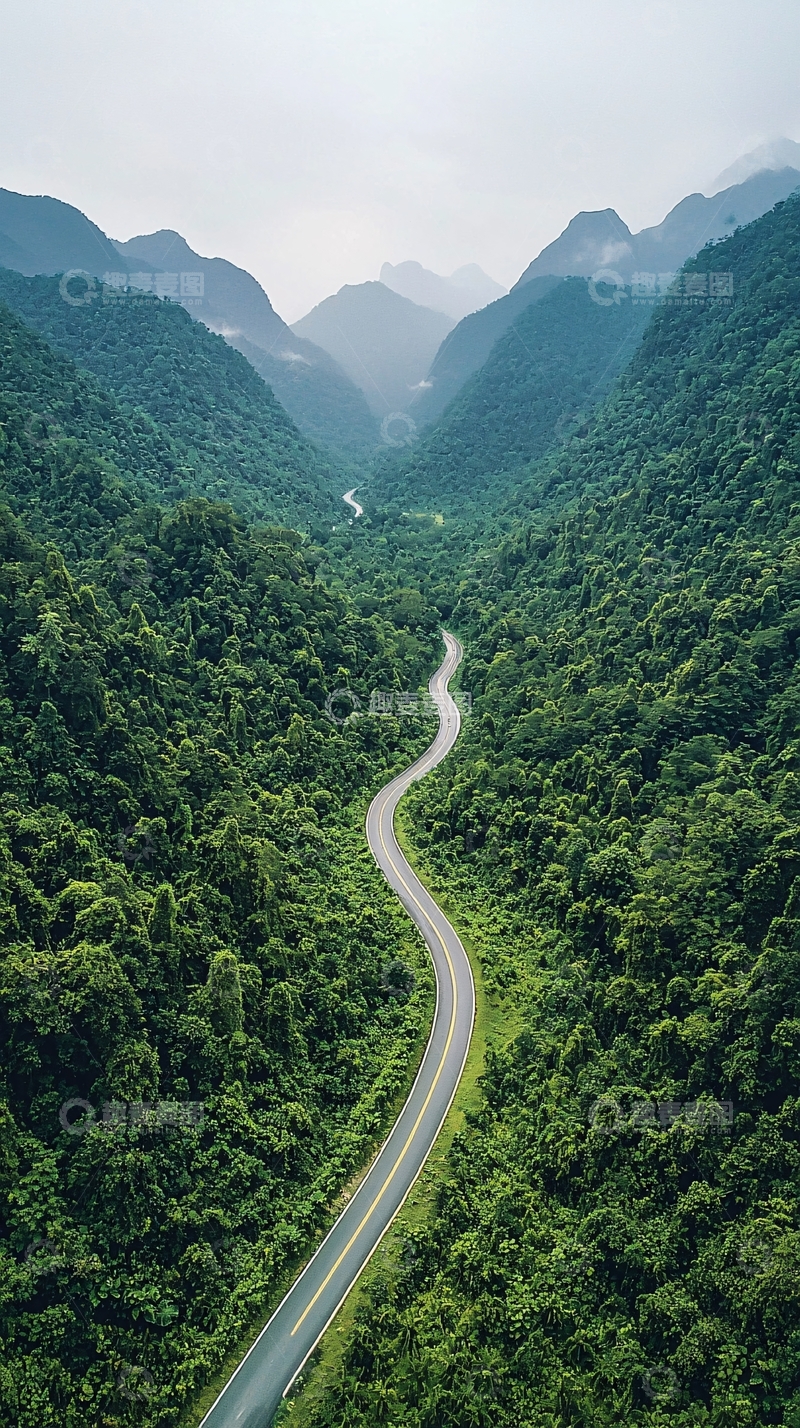 高清大图下载【趣麦麦图】山路蜿蜒通向远方