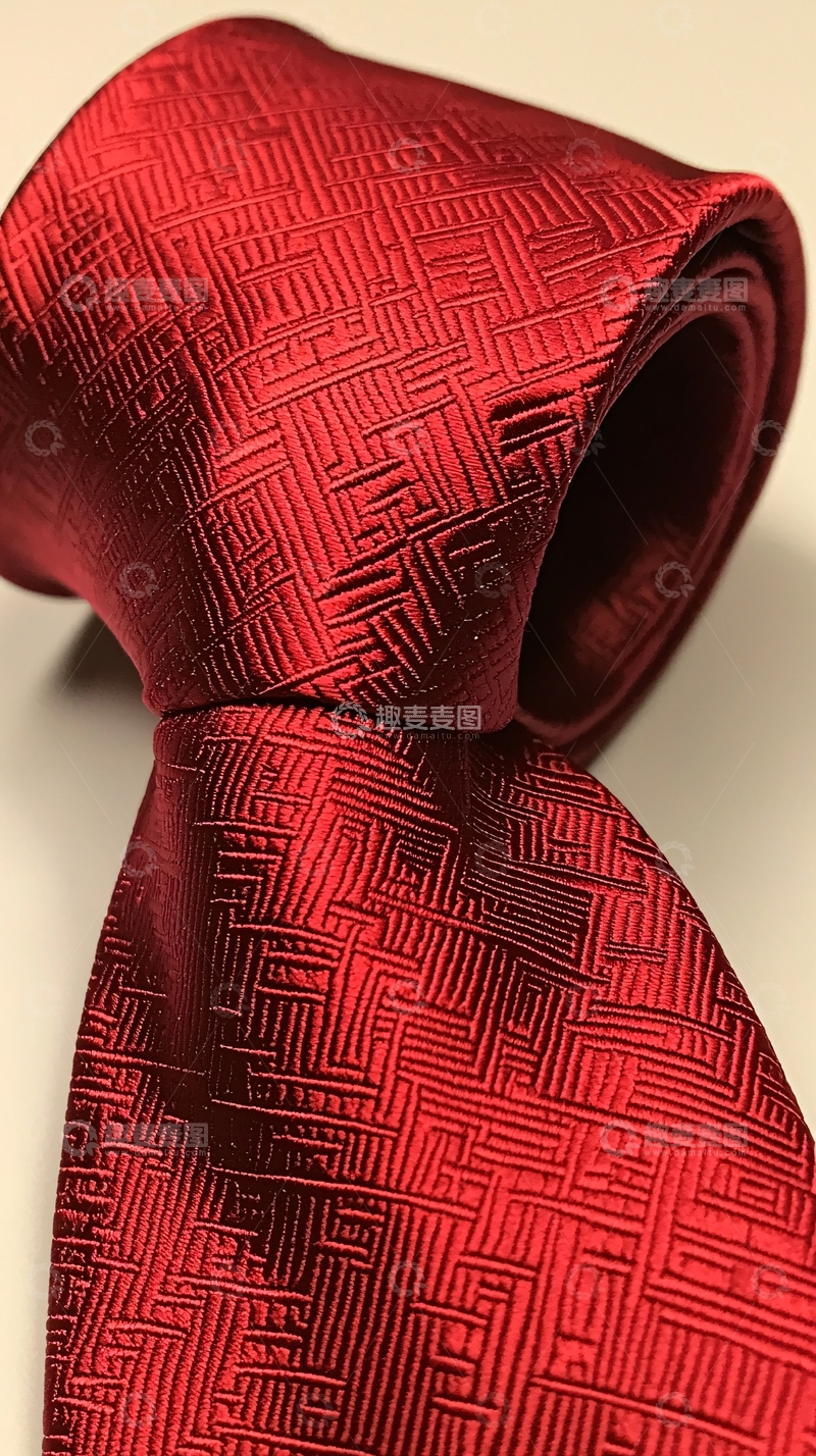 高清大图下载【趣麦麦图】红色丝绸领带
