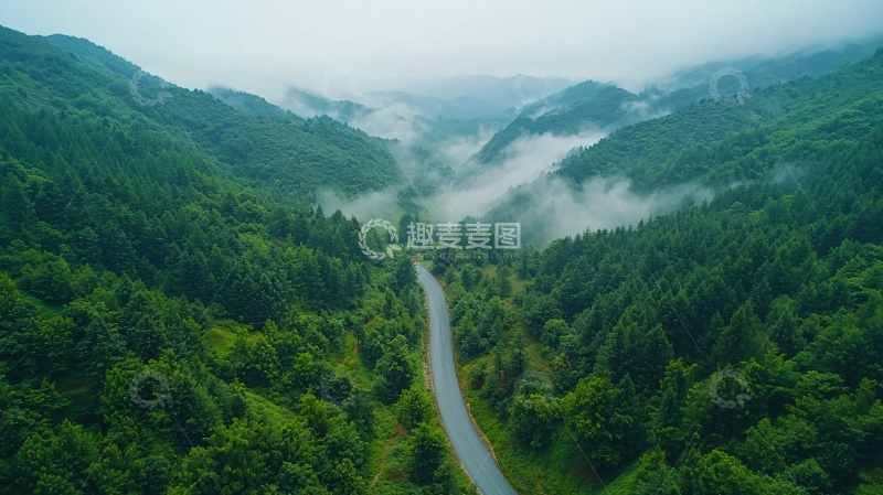 高清大图下载【趣麦麦图】山间公路云雾缭绕