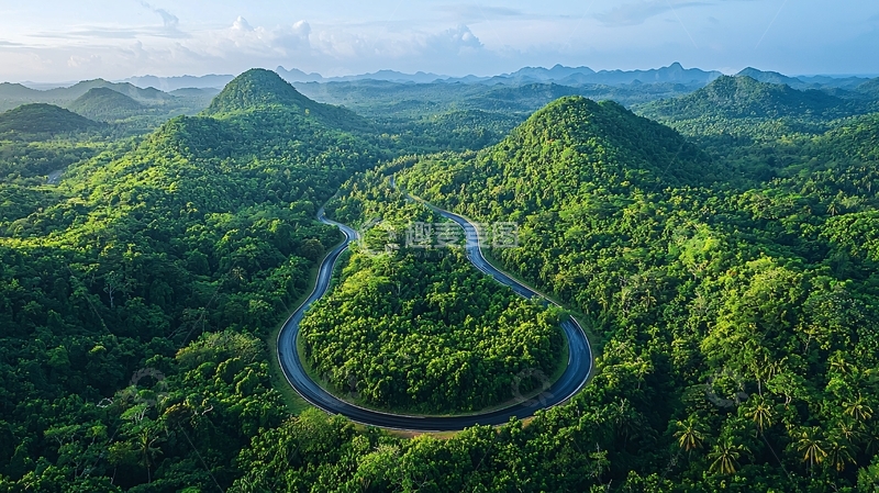 高清大图下载【趣麦麦图】蜿蜒山路绿色环绕