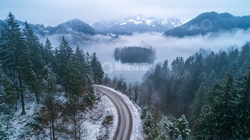 高清大图下载【趣麦麦图】冬季山间公路