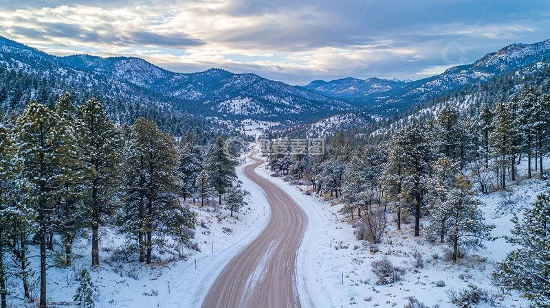 高清大图下载【趣麦麦图】雪山公路