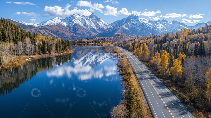 高清大图下载【趣麦麦图】秋季湖畔公路雪山风景