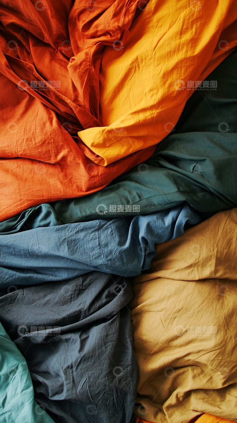 高清大图下载【趣麦麦图】堆叠的彩色布料