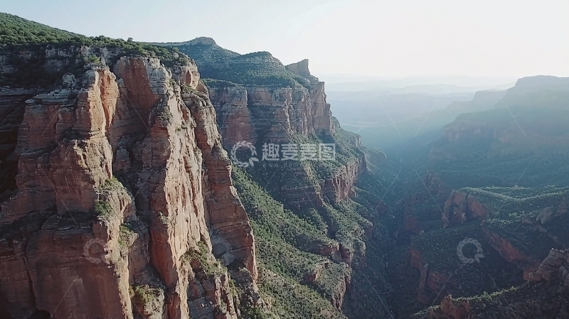 高清大图下载【趣麦麦图】壮丽峡谷日出景色