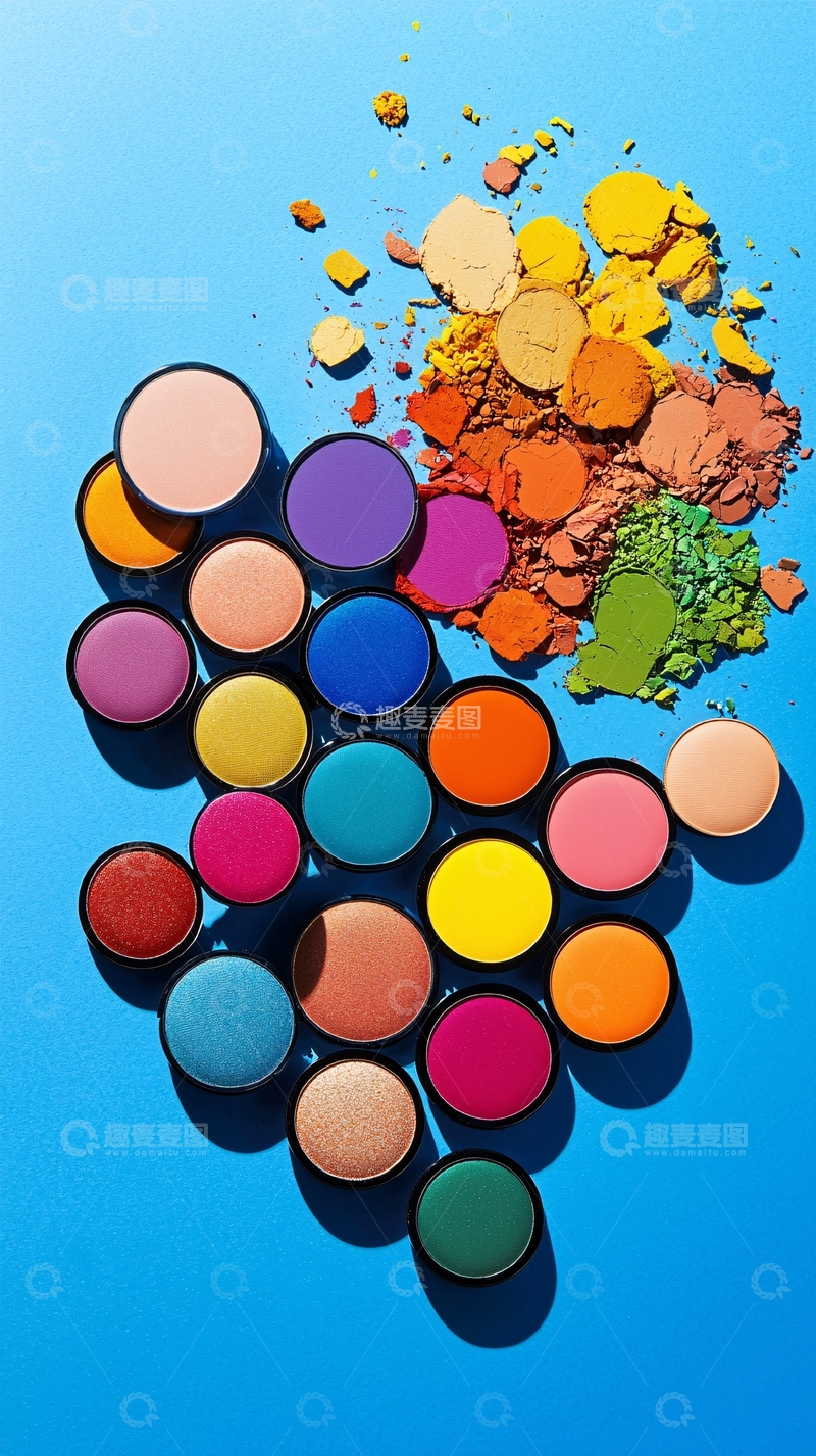高清大图下载【趣麦麦图】彩色眼影盘