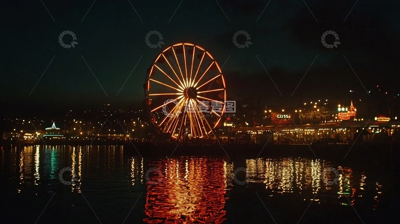 高清大图下载【趣麦麦图】夜晚摩天轮湖边景色