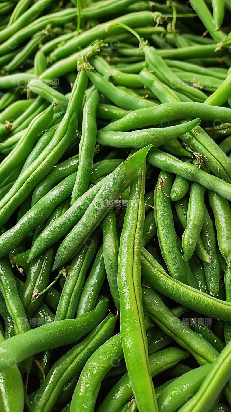 高清大图下载【趣麦麦图】新鲜碧绿的青豆角堆积如山