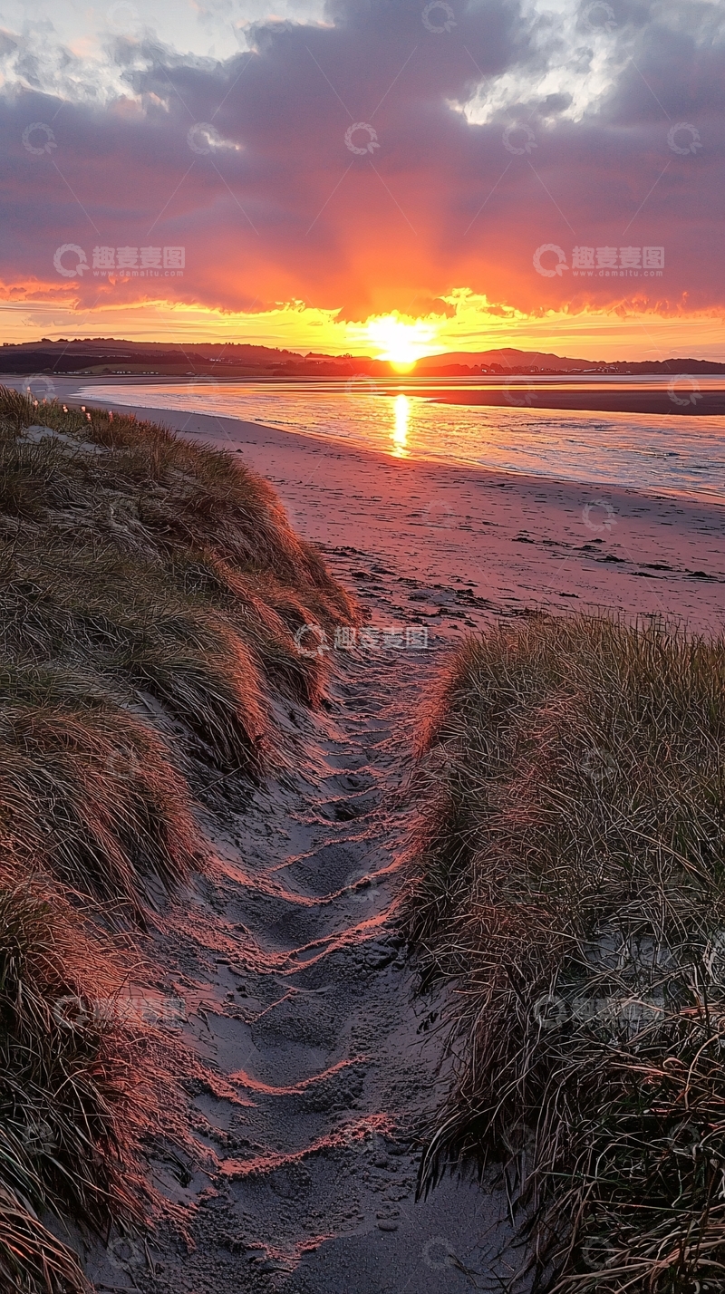 高清大图下载【趣麦麦图】海滩夕阳下的沙路