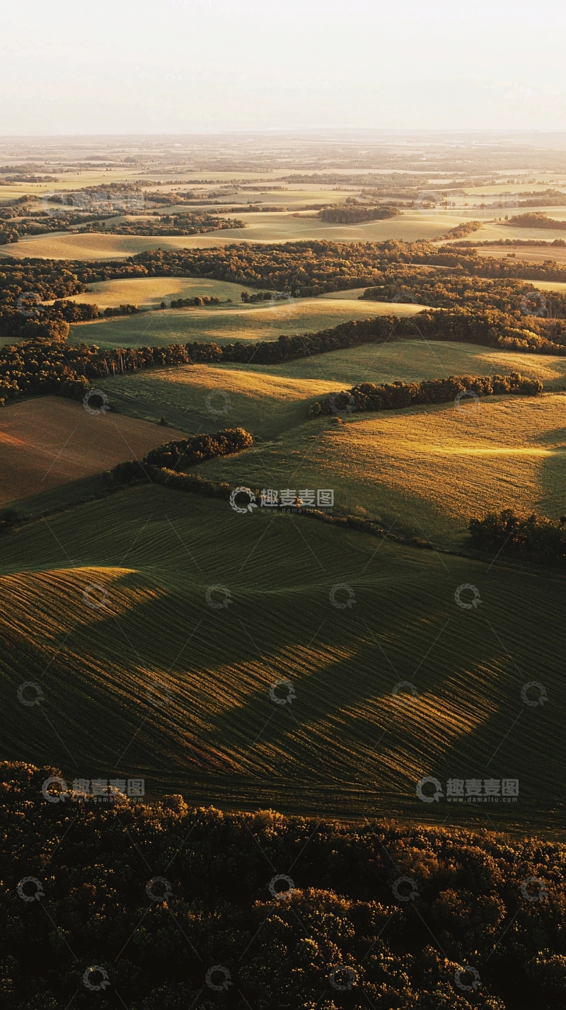 高清大图下载【趣麦麦图】高空俯瞰田园风光