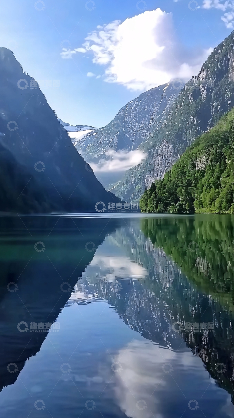 高清大图下载【趣麦麦图】山峰倒影湖泊