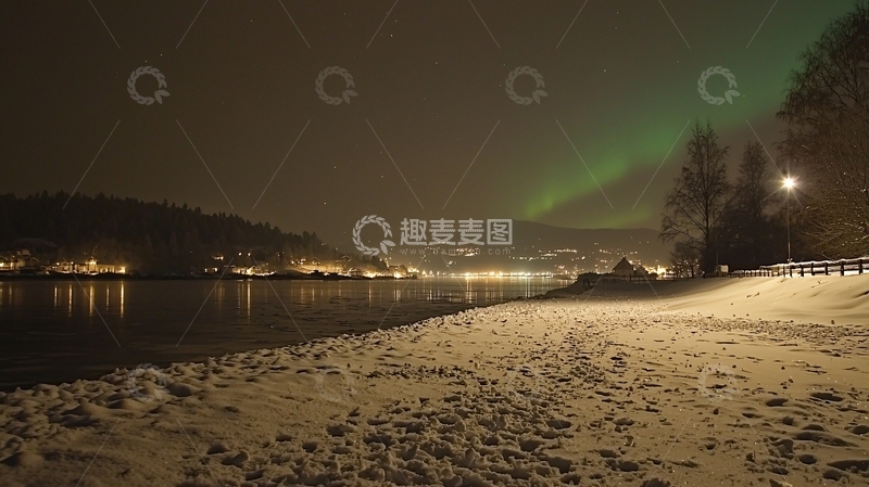 高清大图下载【趣麦麦图】极光下的雪地夜景