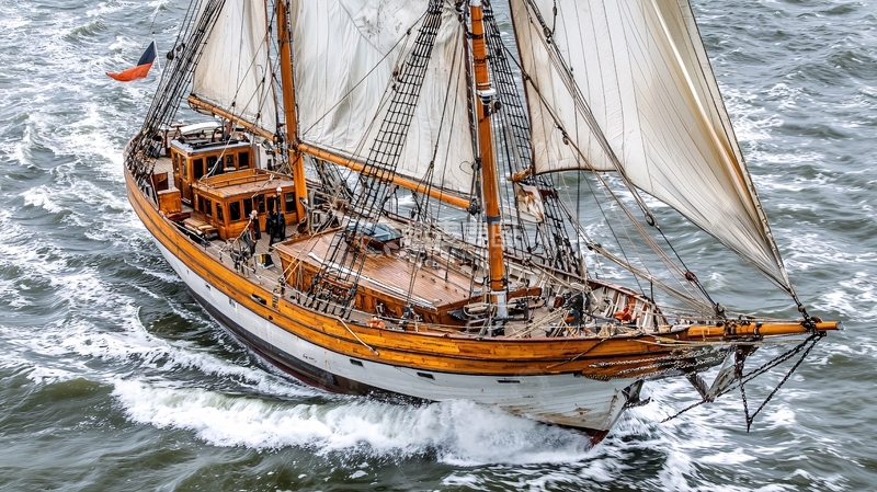 高清大图下载【趣麦麦图】航海帆船木质船体