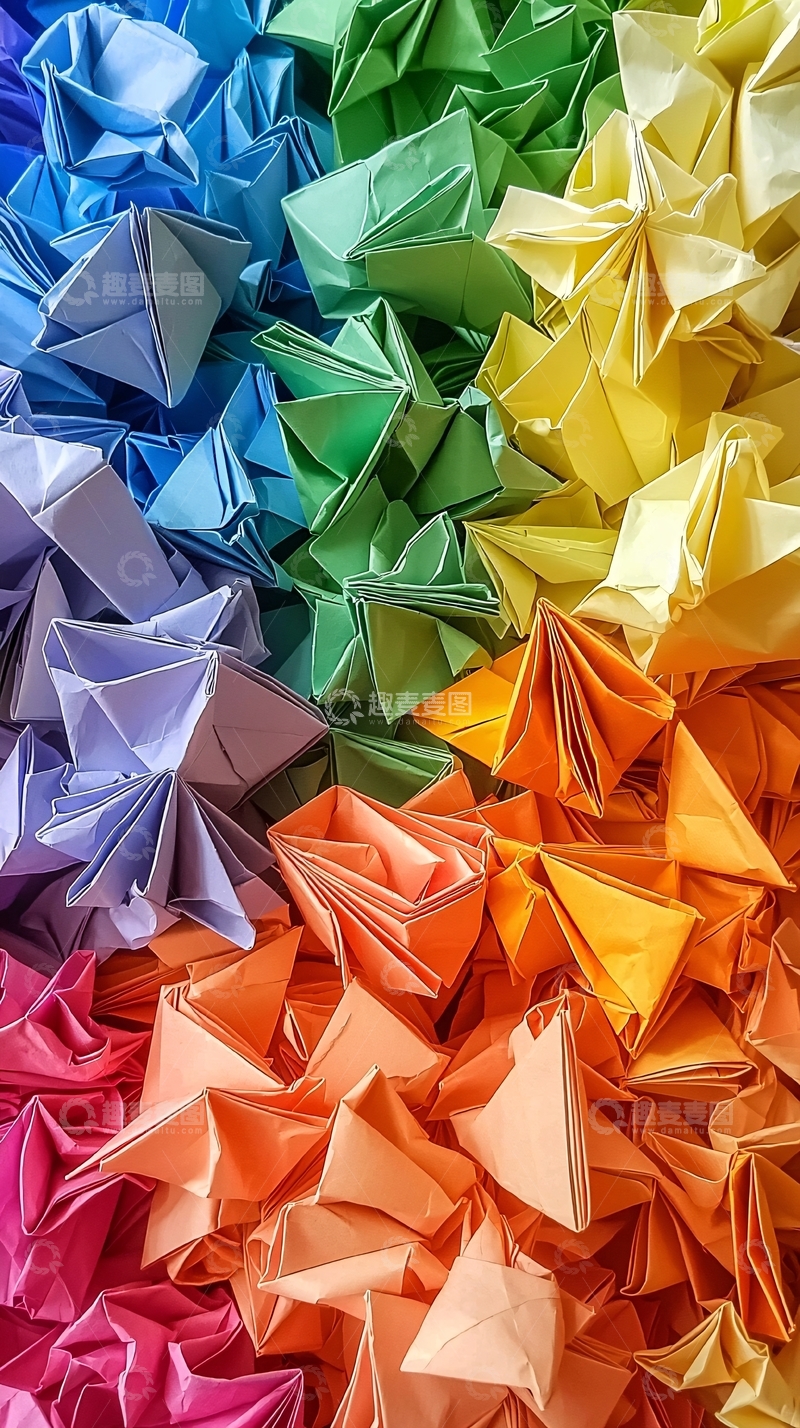 高清大图下载【趣麦麦图】彩虹色纸折作品