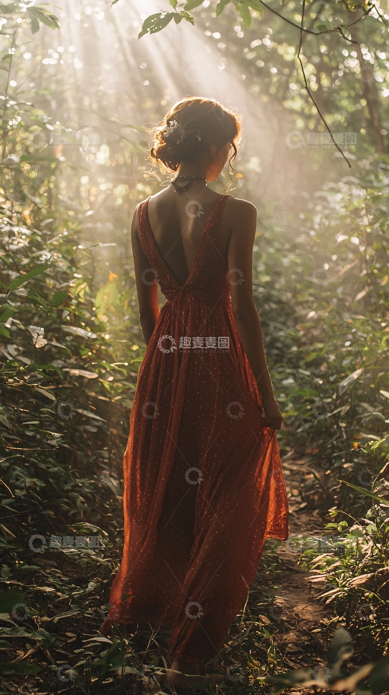 高清大图下载【趣麦麦图】森林光线女孩红裙