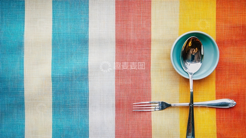 高清大图下载【趣麦麦图】彩色条纹桌布