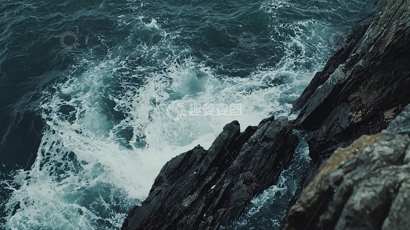 高清大图下载【趣麦麦图】海浪拍打岩石