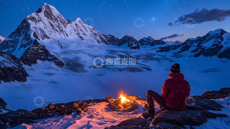 高清大图下载【趣麦麦图】雪山篝火夜色