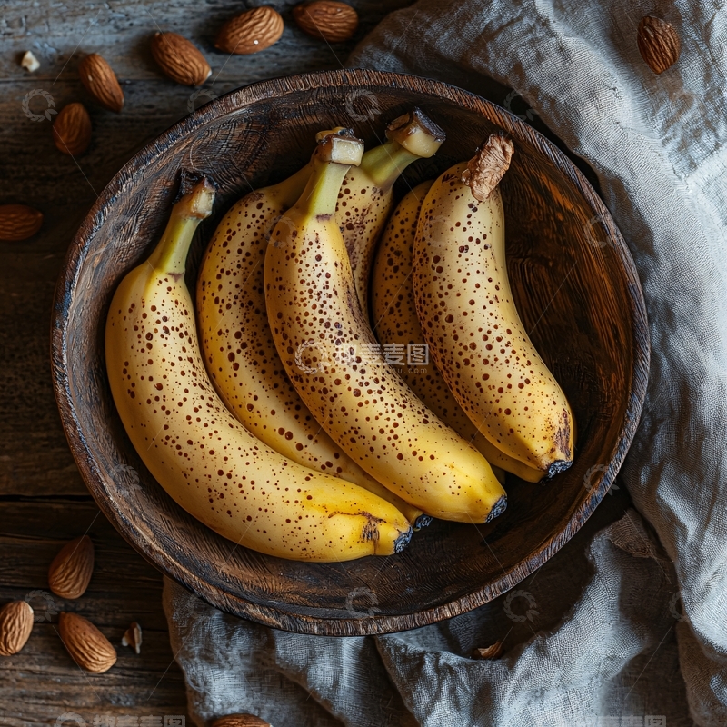 高清大图下载【趣麦麦图】带斑点的成熟香蕉