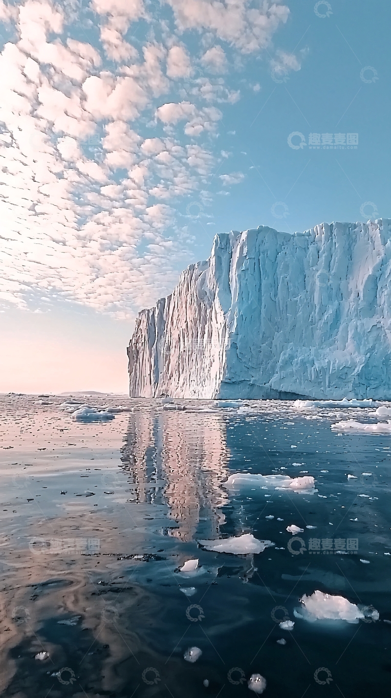 高清大图下载【趣麦麦图】冰山与平静海面