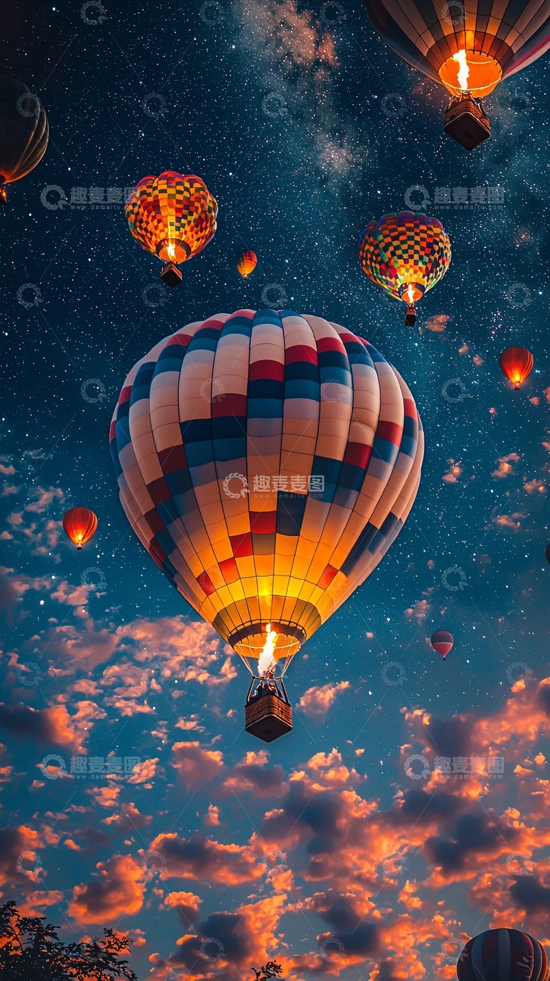 高清大图下载【趣麦麦图】热气球在夜空飞翔