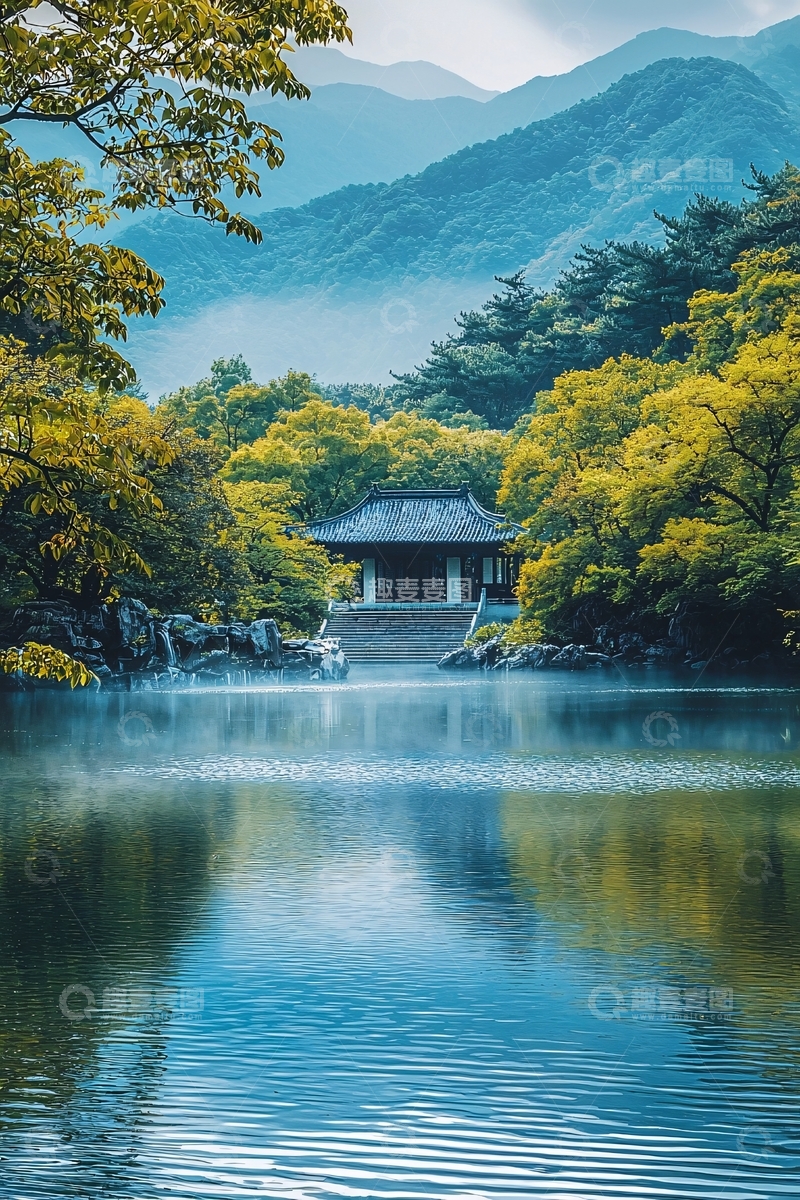 高清大图下载【趣麦麦图】湖边树木环绕的亭台
