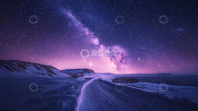 高清大图下载【趣麦麦图】极光下的雪地公路