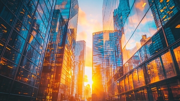 夕阳下的摩天大楼