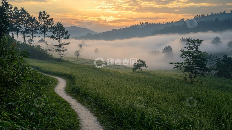 高清大图下载【趣麦麦图】清晨山间云雾缭绕