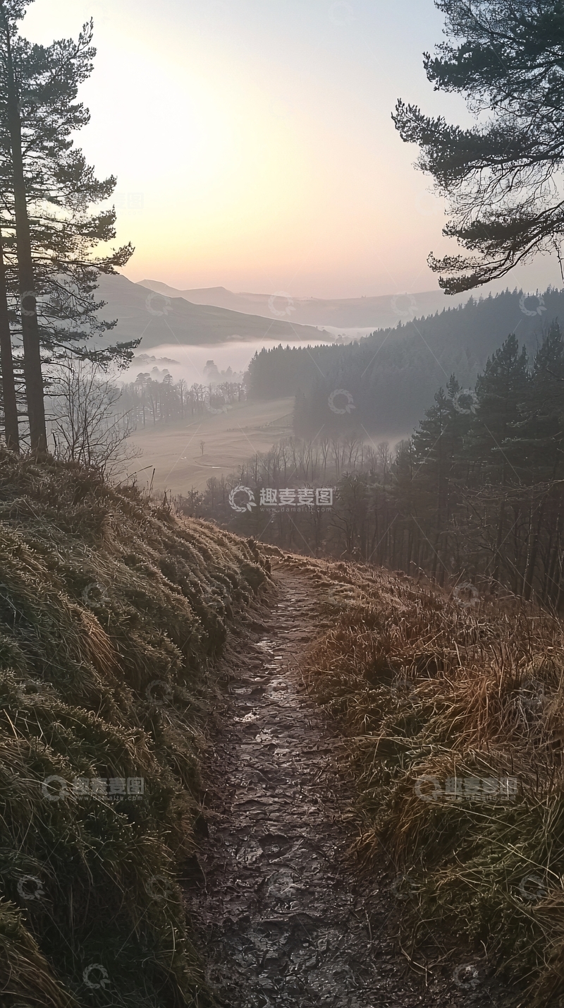 高清大图下载【趣麦麦图】山间小路晨曦景色