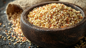 木碗里堆满藜麦