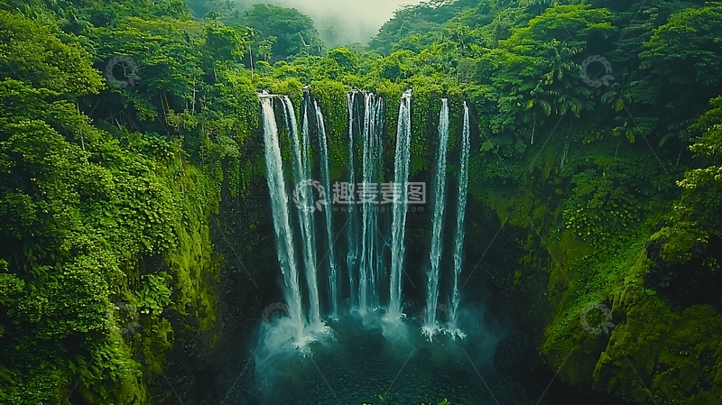 高清大图下载【趣麦麦图】热带雨林瀑布