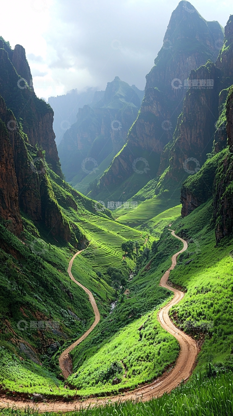 高清大图下载【趣麦麦图】山谷公路蜿蜒而上