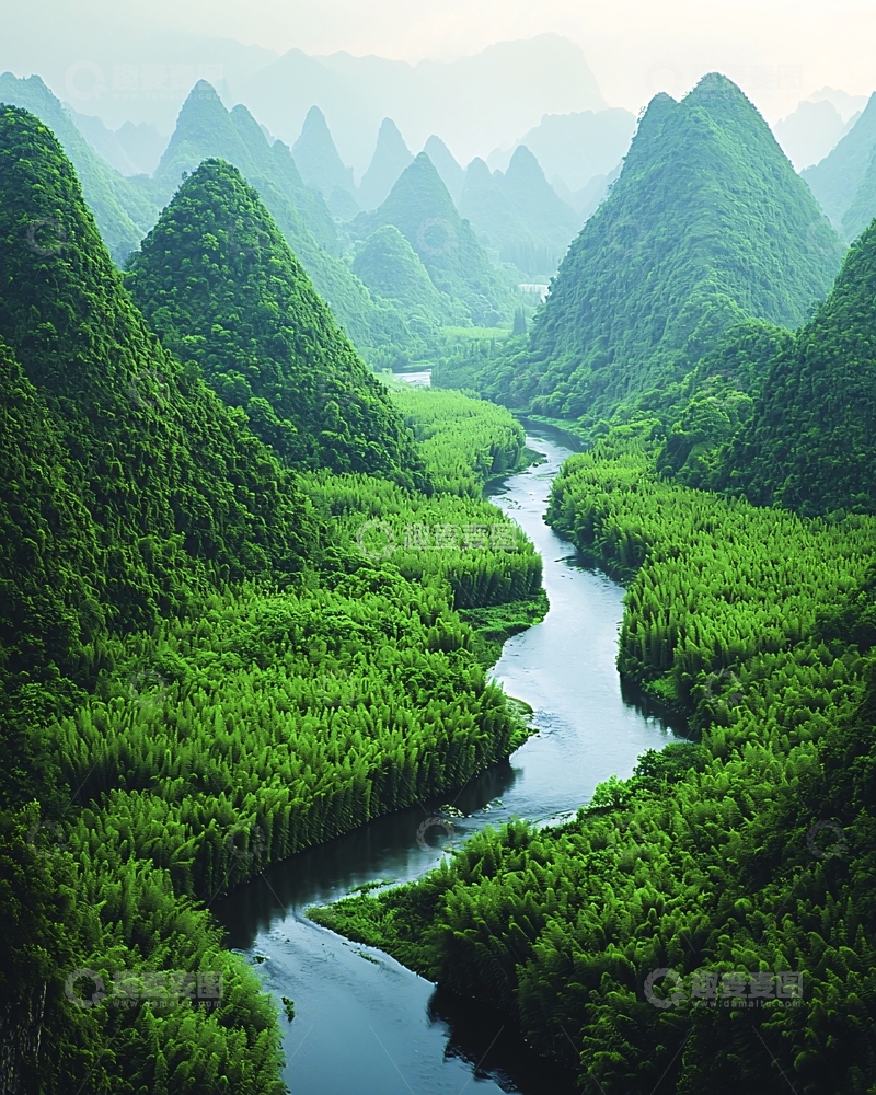 高清大图下载【趣麦麦图】绿水青山环绕群山