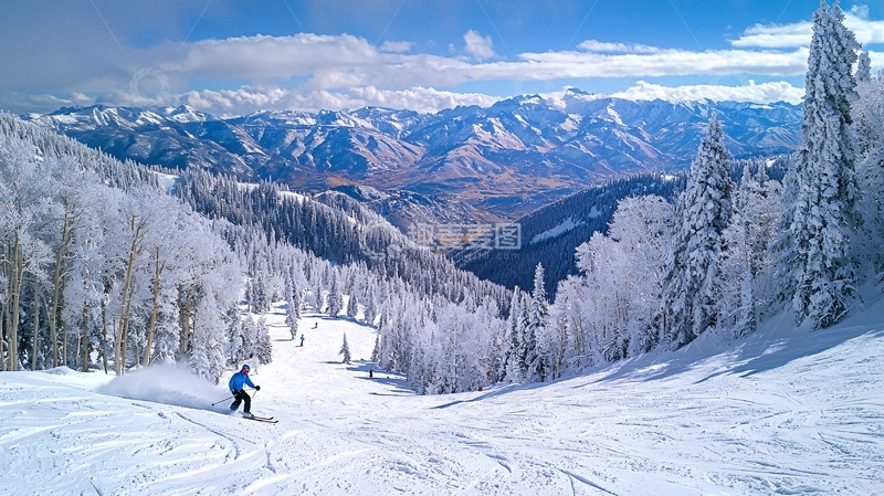 高清大图下载【趣麦麦图】雪山滑雪