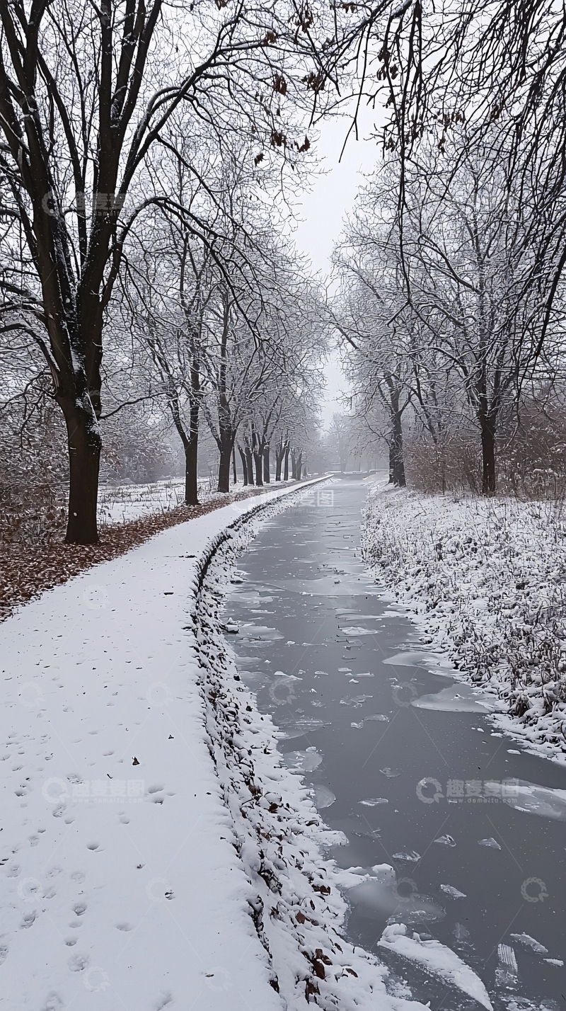 高清大图下载【趣麦麦图】雪中河道小路