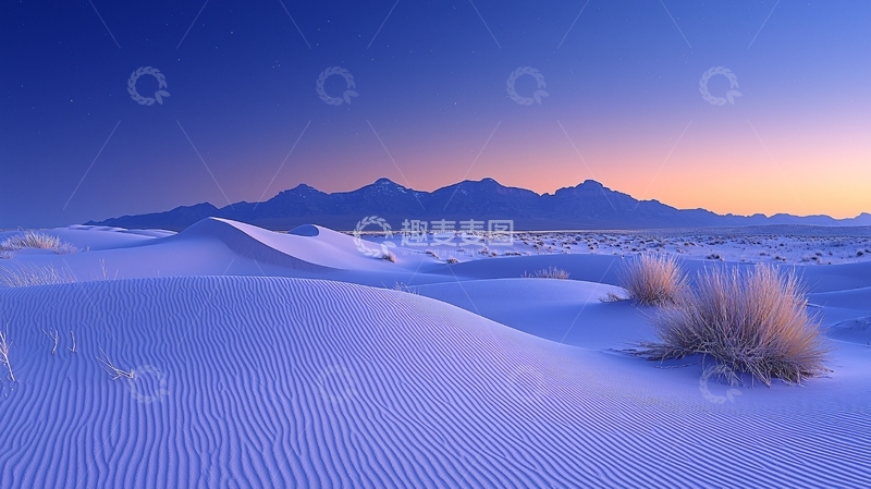 高清大图下载【趣麦麦图】蓝天白沙沙漠日出