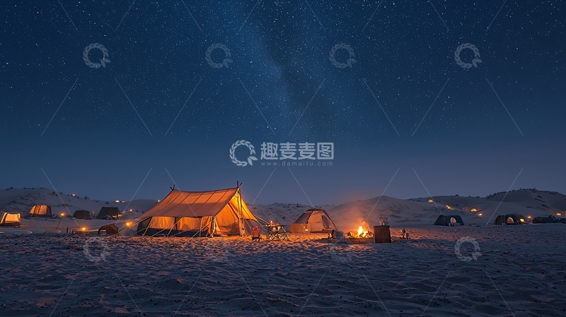 高清大图下载【趣麦麦图】极光下雪地帐篷营地