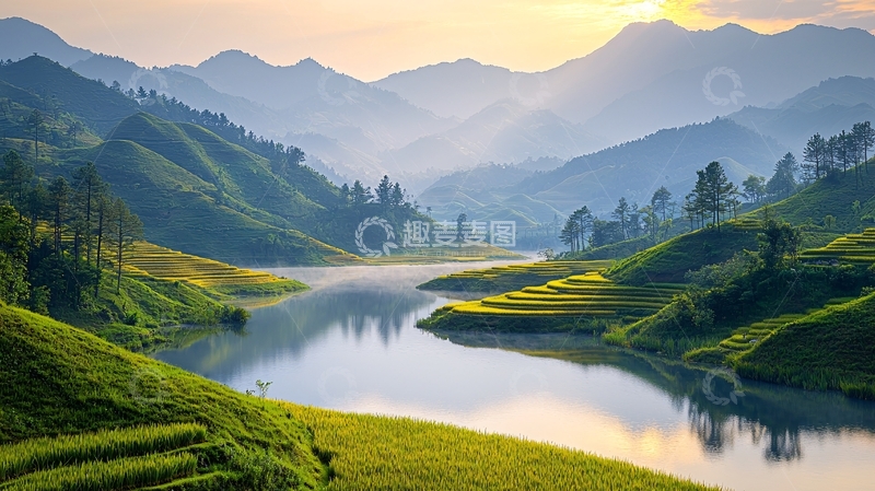 高清大图下载【趣麦麦图】清晨山峦湖泊景色