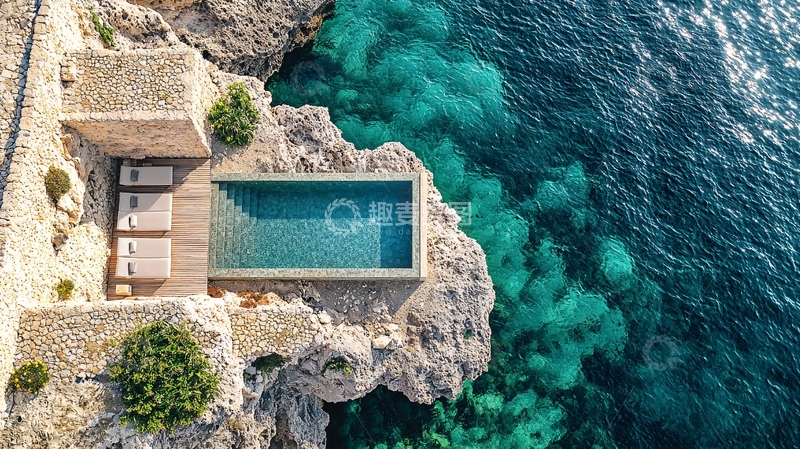 高清大图下载【趣麦麦图】悬崖边无边泳池